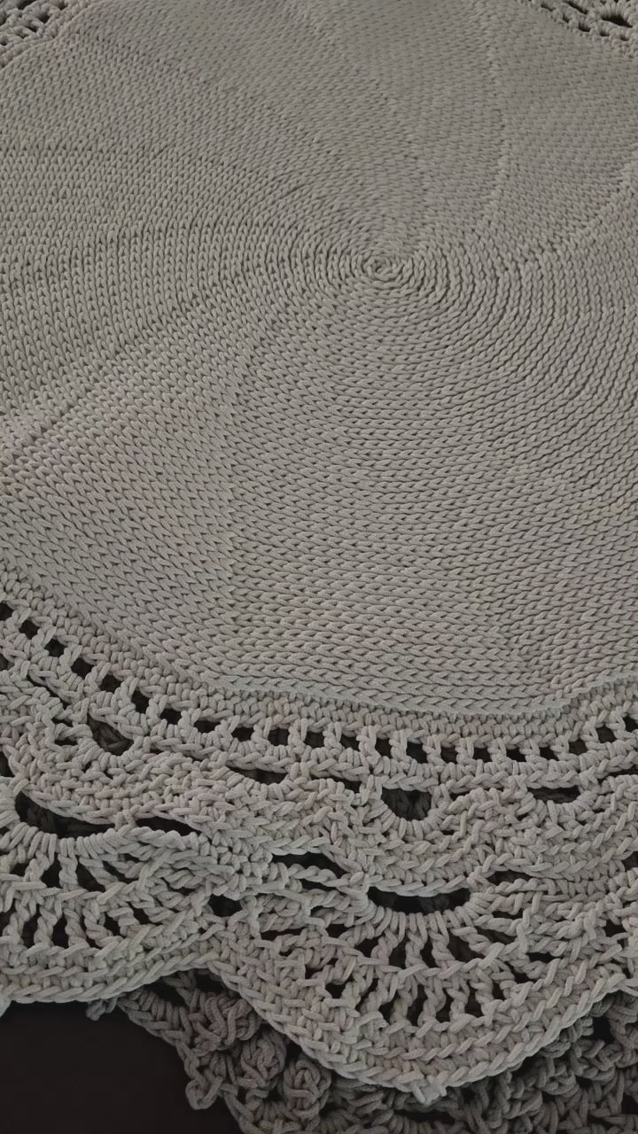 Luxury Crochet Rug - Aurelia Lace